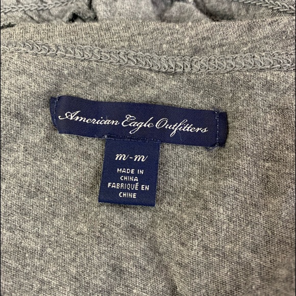 AE grey scoop neck t shirt with button/pleat/cuff - Picture 5 of 5